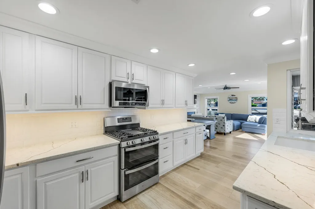 427 Nassau Court Marco Island FL 34145