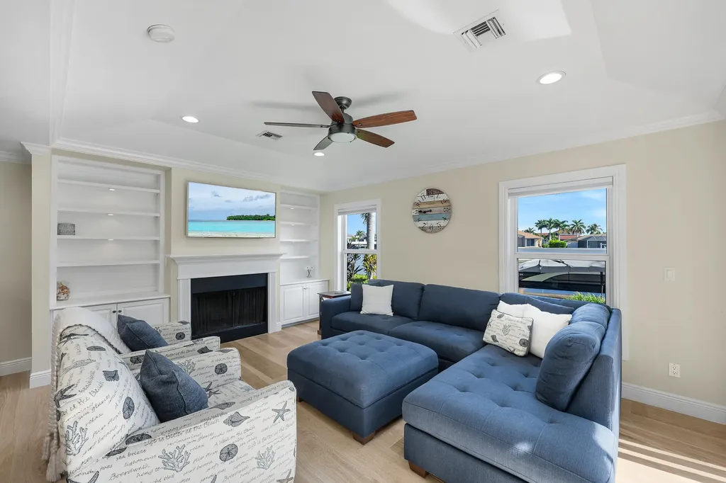 427 Nassau Court Marco Island FL 34145