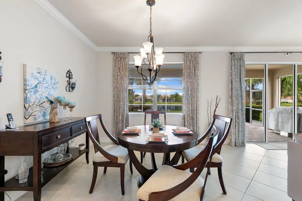 8407 Benelli Court Naples FL 34114