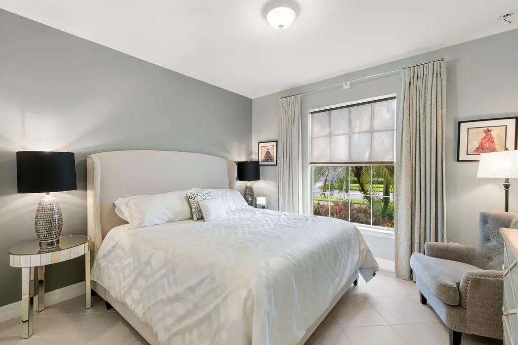 8407 Benelli Court Naples FL 34114