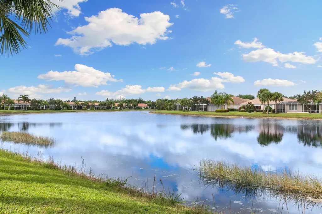 8407 Benelli Court Naples FL 34114