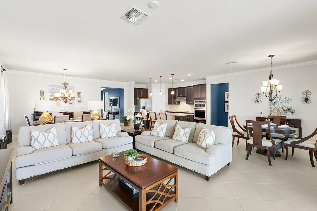 8407 Benelli Court Naples FL 34114