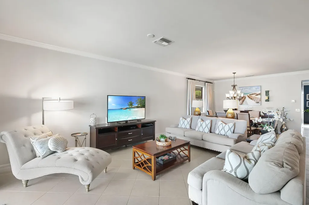 8407 Benelli Court Naples FL 34114