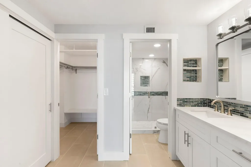 320 Seaview Court Marco Island FL 34145