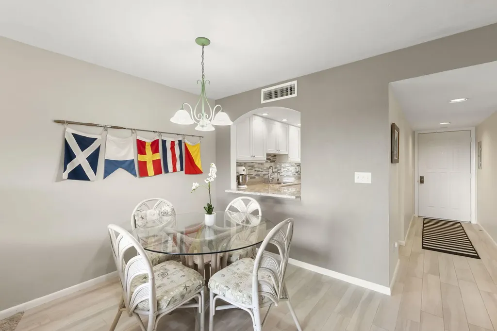 750 W Elkcam Circle Marco Island FL 34145