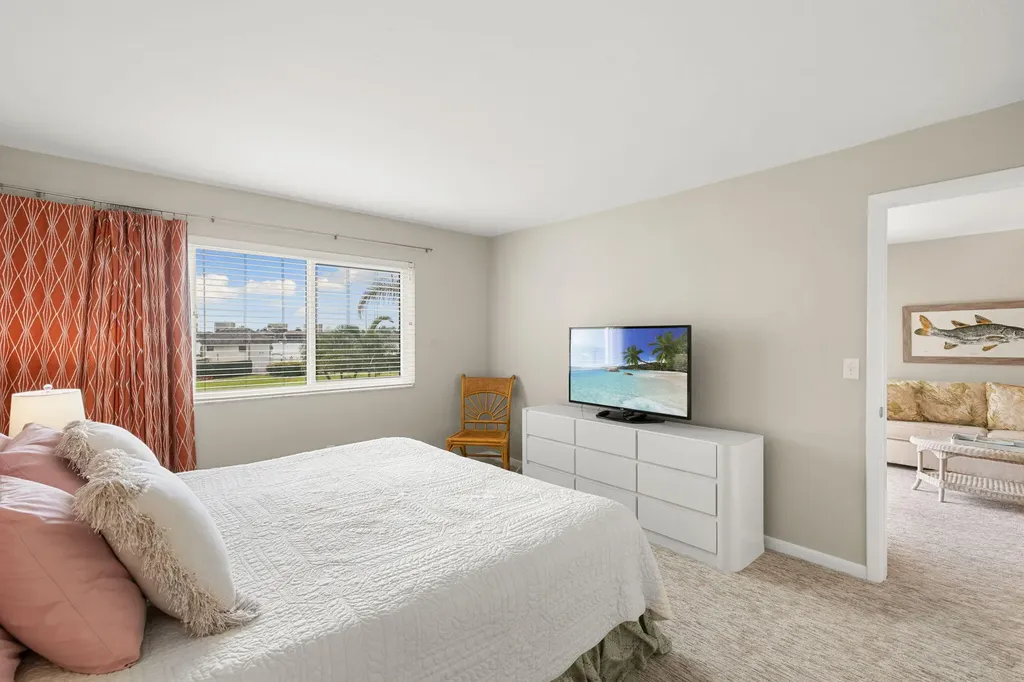 750 W Elkcam Circle Marco Island FL 34145