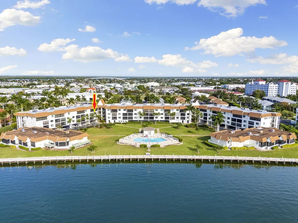 750 W Elkcam Circle Marco Island FL 34145