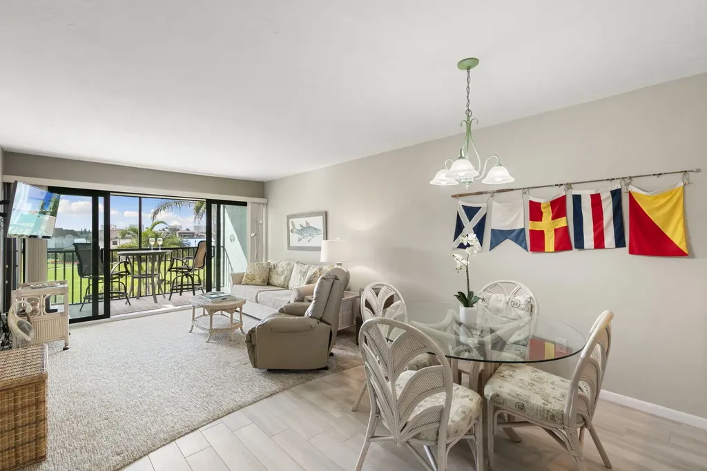 750 W Elkcam Circle Marco Island FL 34145