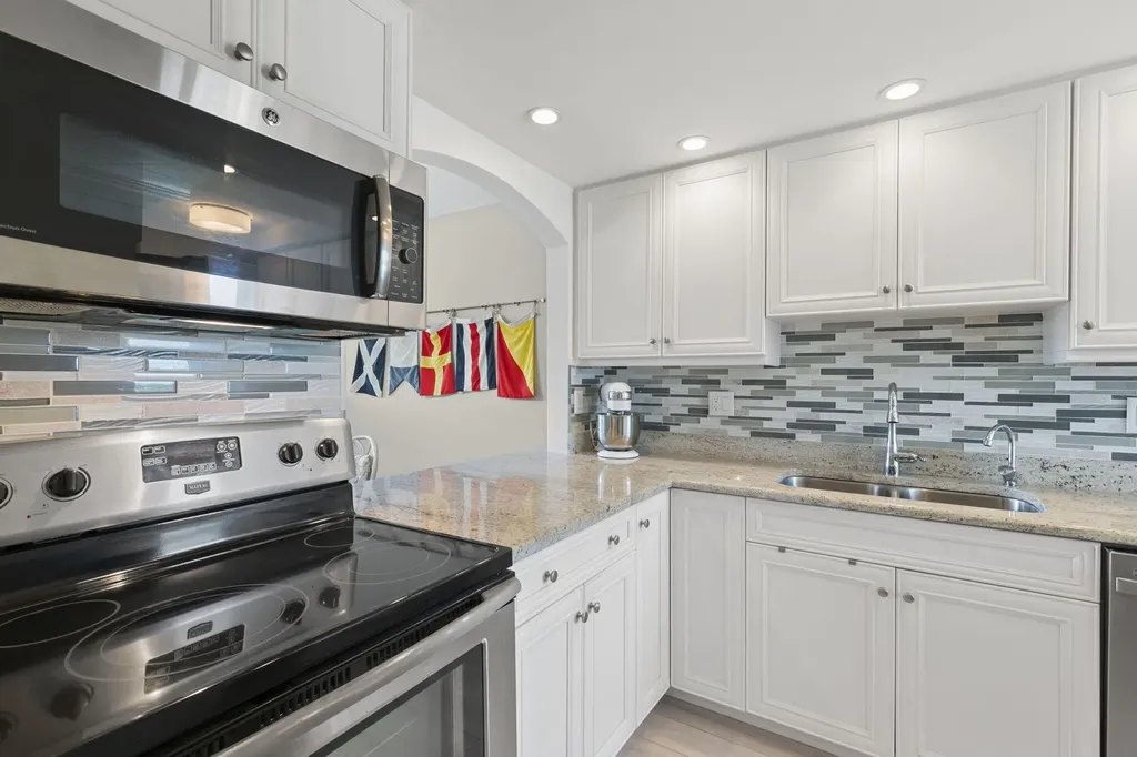 750 W Elkcam Circle Marco Island FL 34145