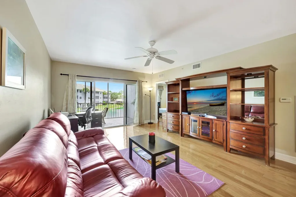 7842 Regal Heron Circle Naples FL 34104