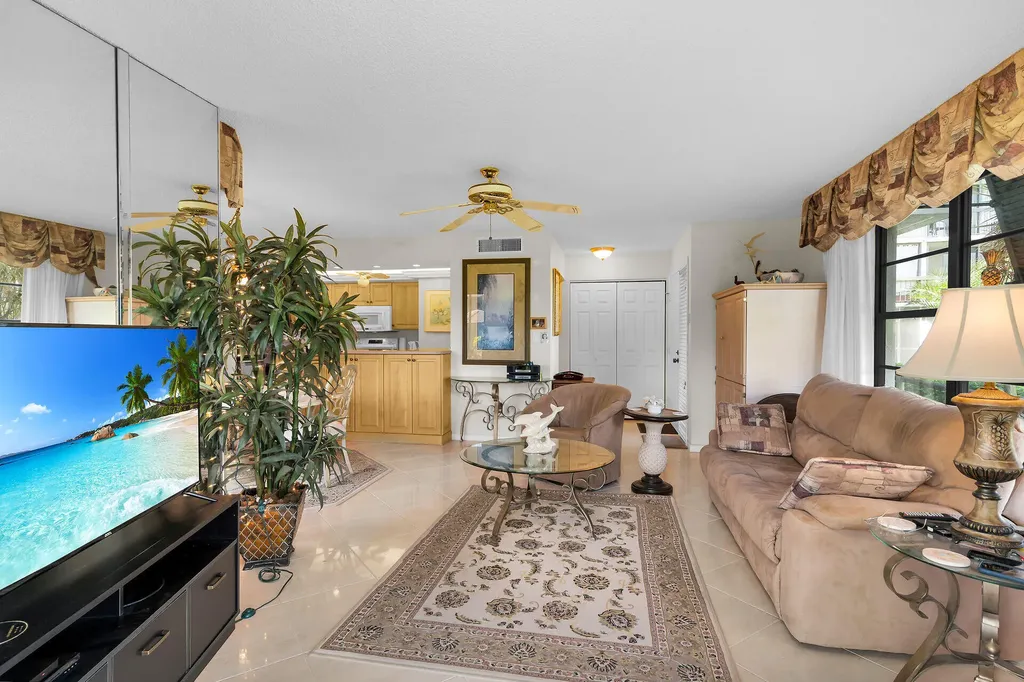 657 Seaview Court Marco Island FL 34145