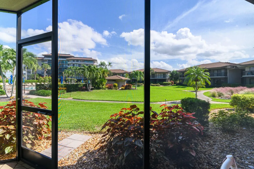 657 Seaview Court Marco Island FL 34145