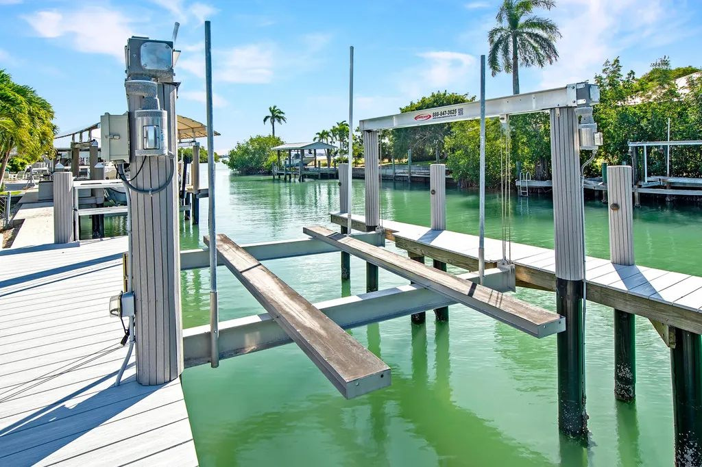 144 San Salvador Street Naples FL 34113