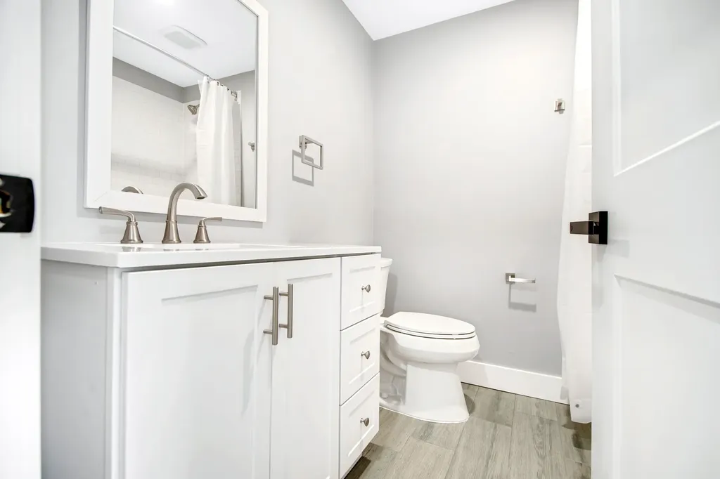 144 San Salvador Street Naples FL 34113