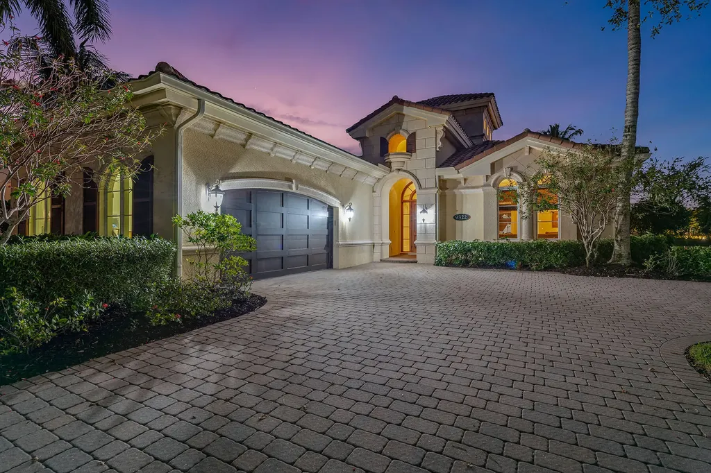 9322 Chiasso Cove Court Naples FL 34114