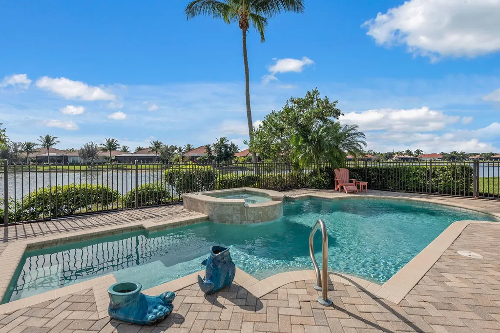 9322 Chiasso Cove Court Naples FL 34114