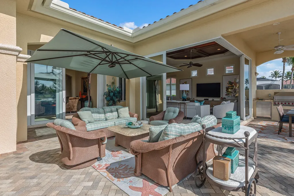9322 Chiasso Cove Court Naples FL 34114