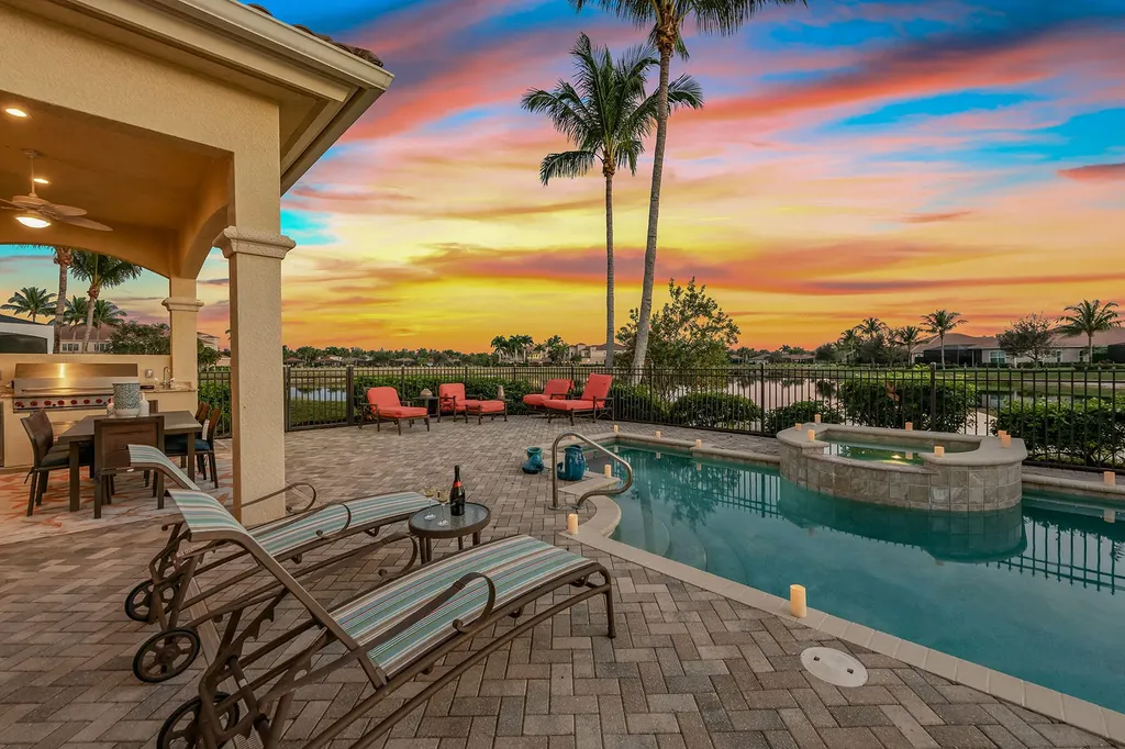 9322 Chiasso Cove Court Naples FL 34114