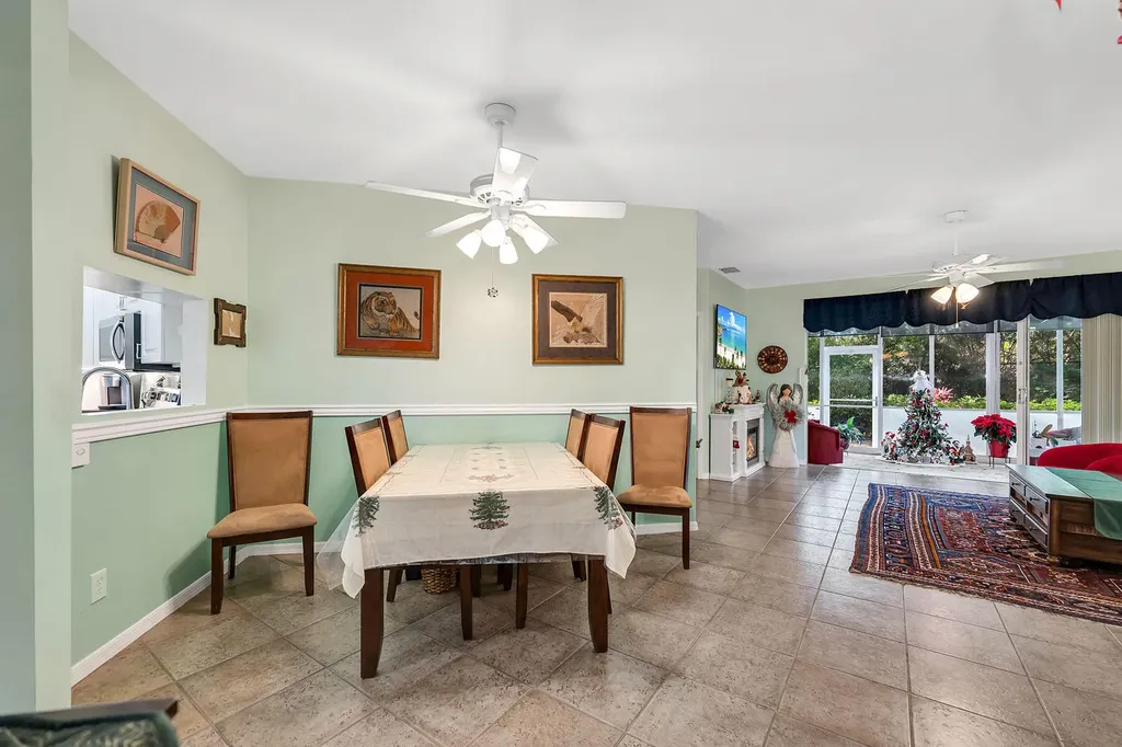 3755 Fieldstone Boulevard Naples FL 34109