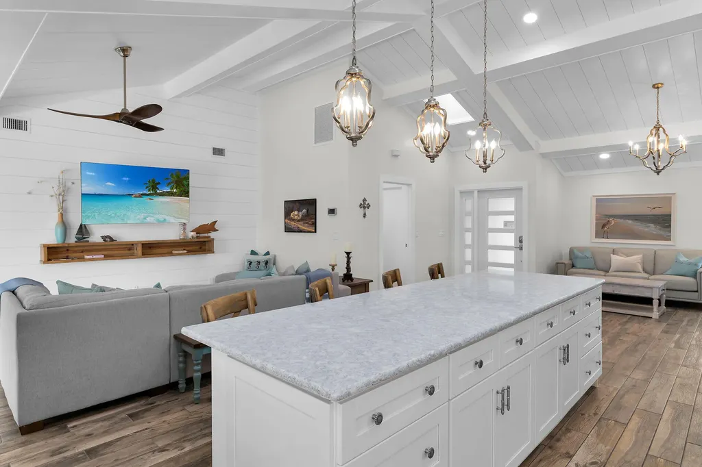 34 Tahiti Road Marco Island FL 34145