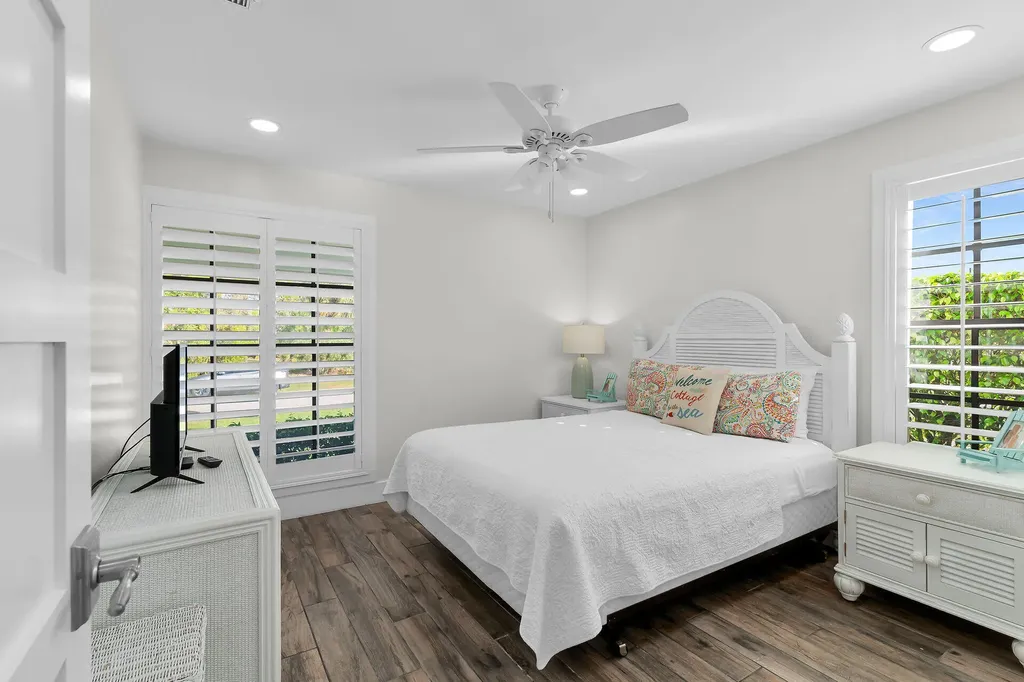 34 Tahiti Road Marco Island FL 34145