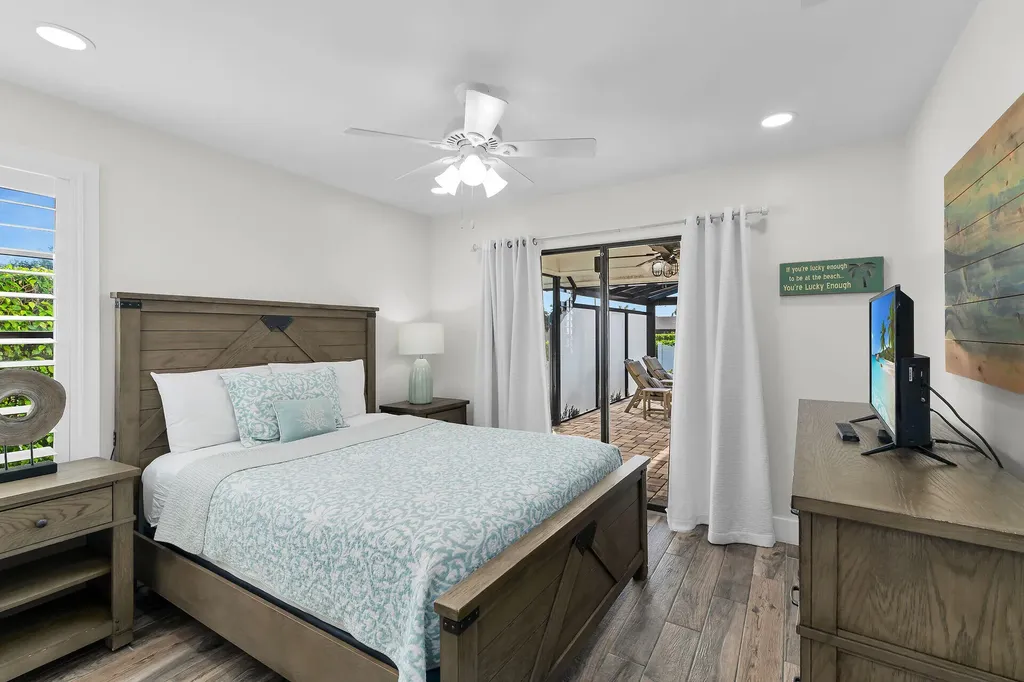 34 Tahiti Road Marco Island FL 34145