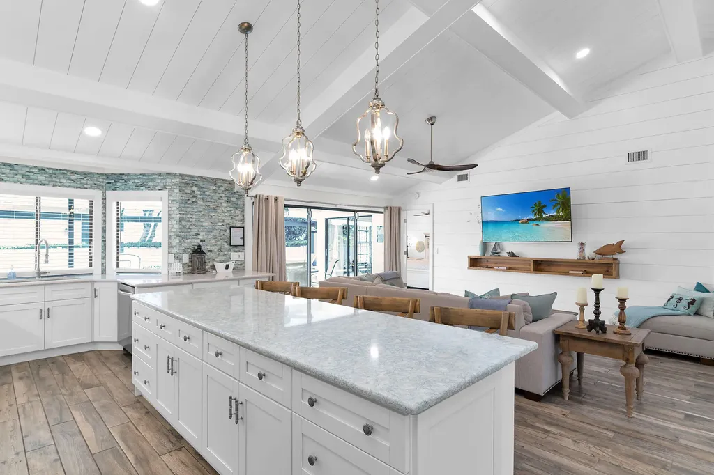 34 Tahiti Road Marco Island FL 34145