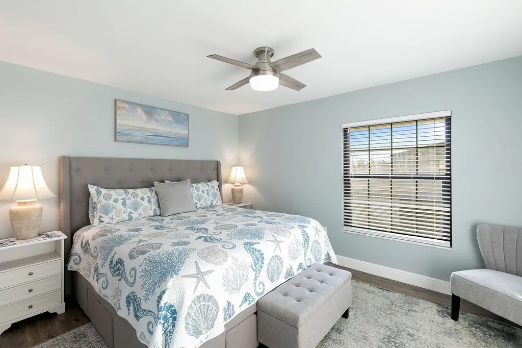 1332 Delbrook N Marco Island FL 34145