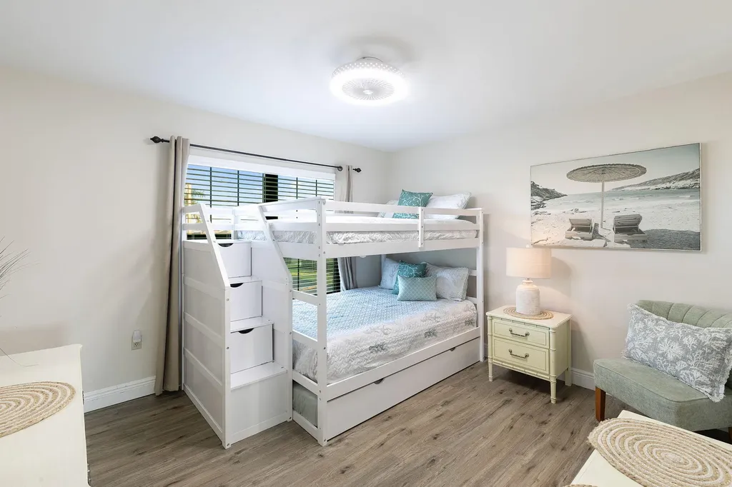 1332 Delbrook N Marco Island FL 34145