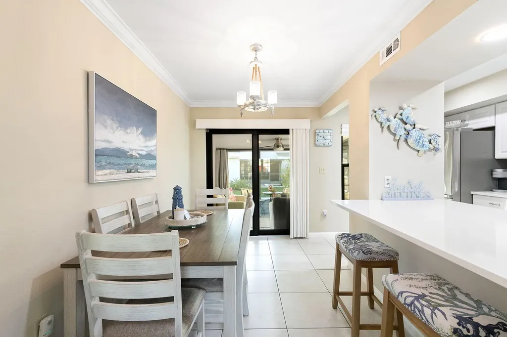 1332 Delbrook N Marco Island FL 34145