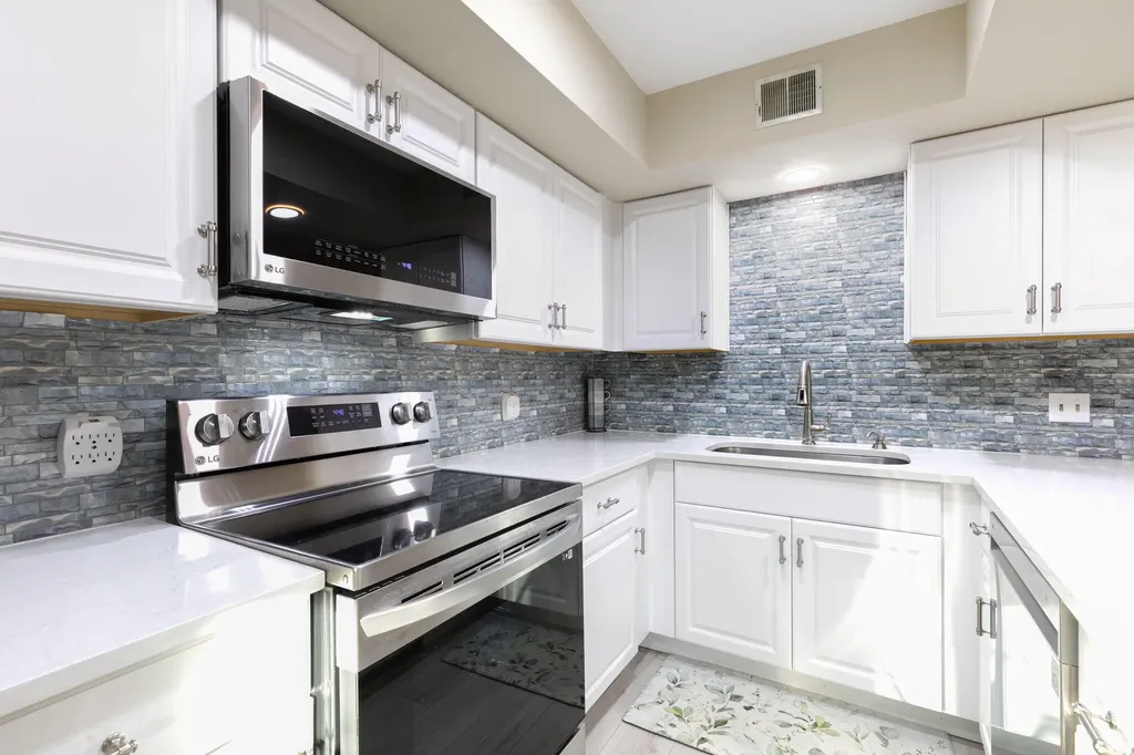 1332 Delbrook N Marco Island FL 34145