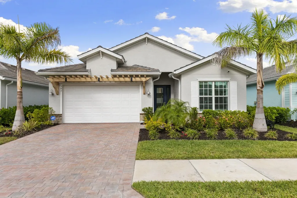 387 Grace Bay Lane Naples FL 34114
