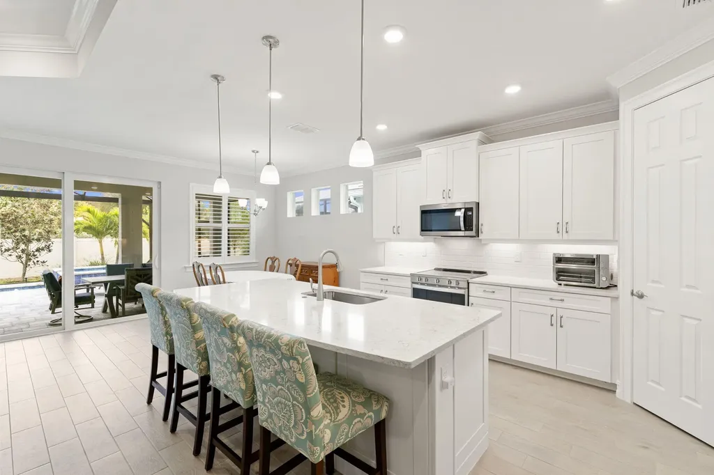 387 Grace Bay Lane Naples FL 34114