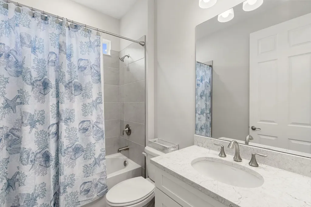 387 Grace Bay Lane Naples FL 34114