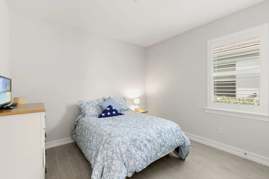 387 Grace Bay Lane Naples FL 34114