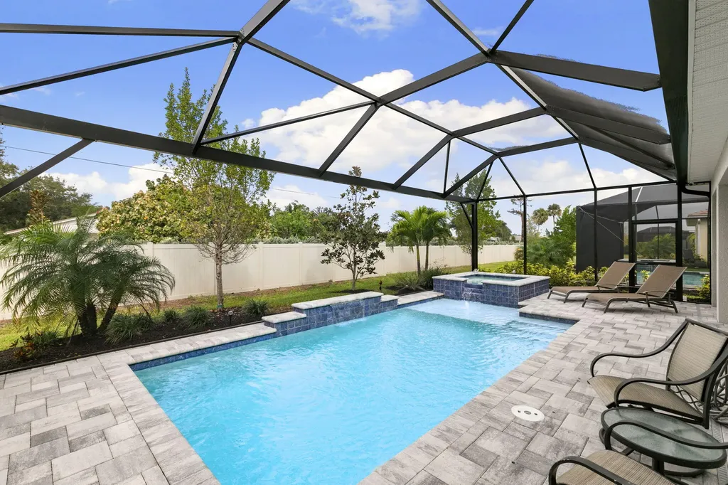 387 Grace Bay Lane Naples FL 34114