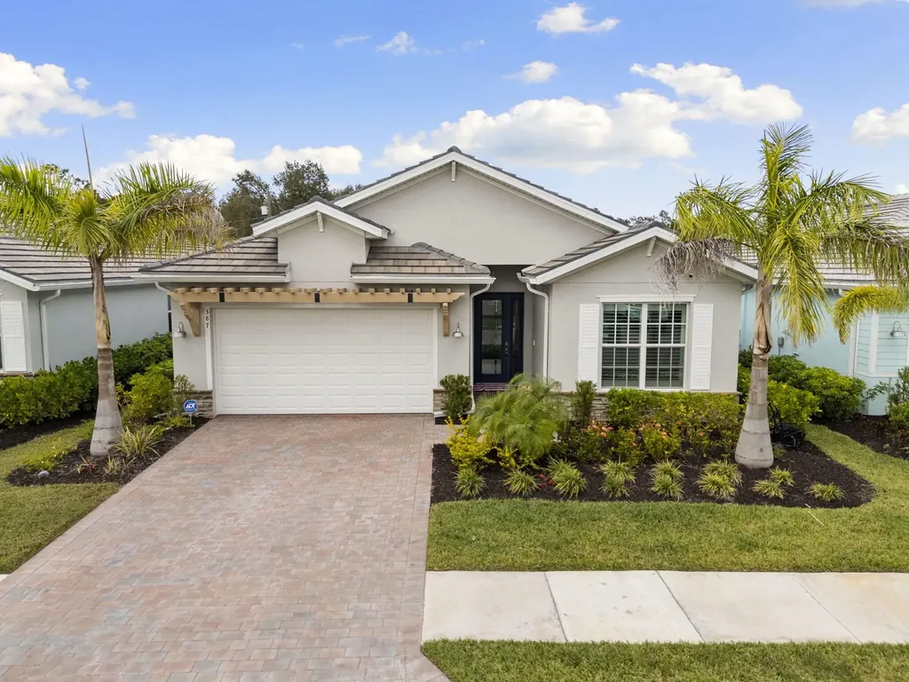 387 Grace Bay Lane Naples FL 34114