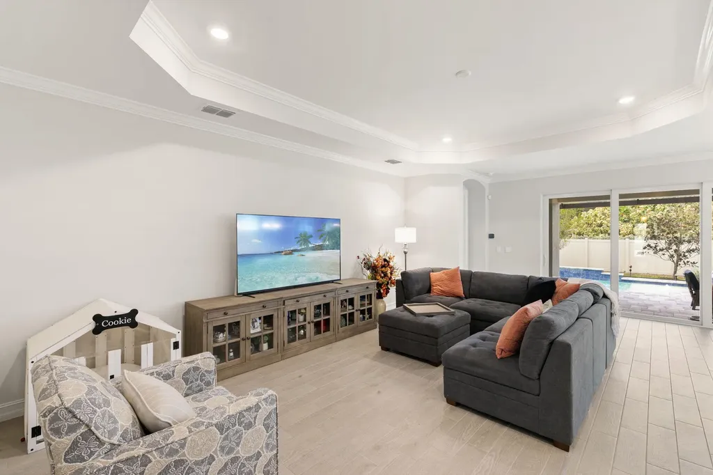 387 Grace Bay Lane Naples FL 34114