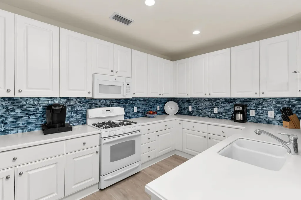 9205 Museo Circle Naples FL 34114