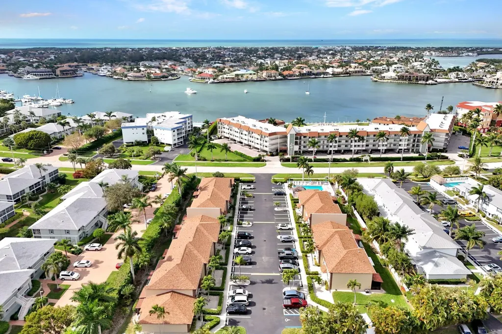 731 W Elkcam Circle Marco Island FL 34145