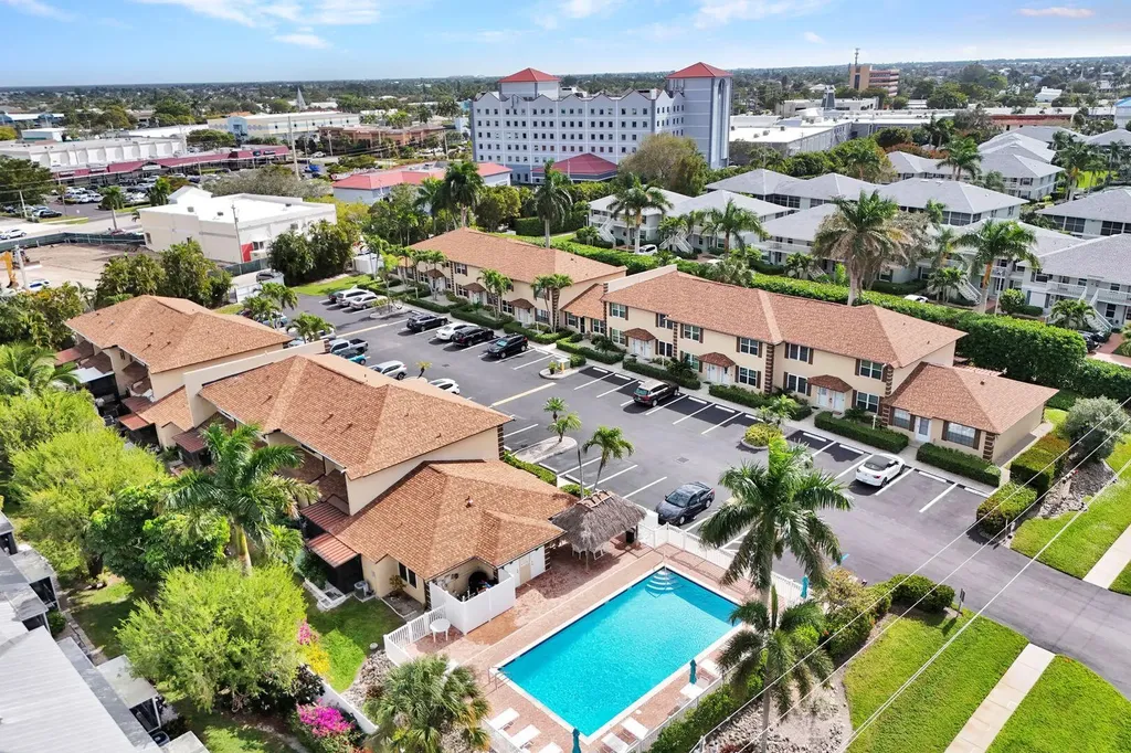 731 W Elkcam Circle Marco Island FL 34145