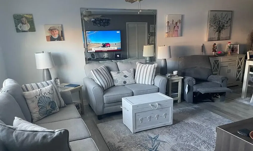 731 W Elkcam Circle Marco Island FL 34145