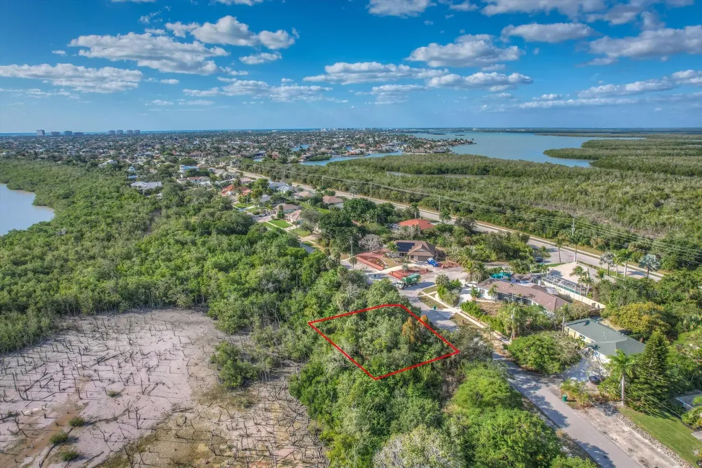 2041 Sheffield Avenue Marco Island FL 34145