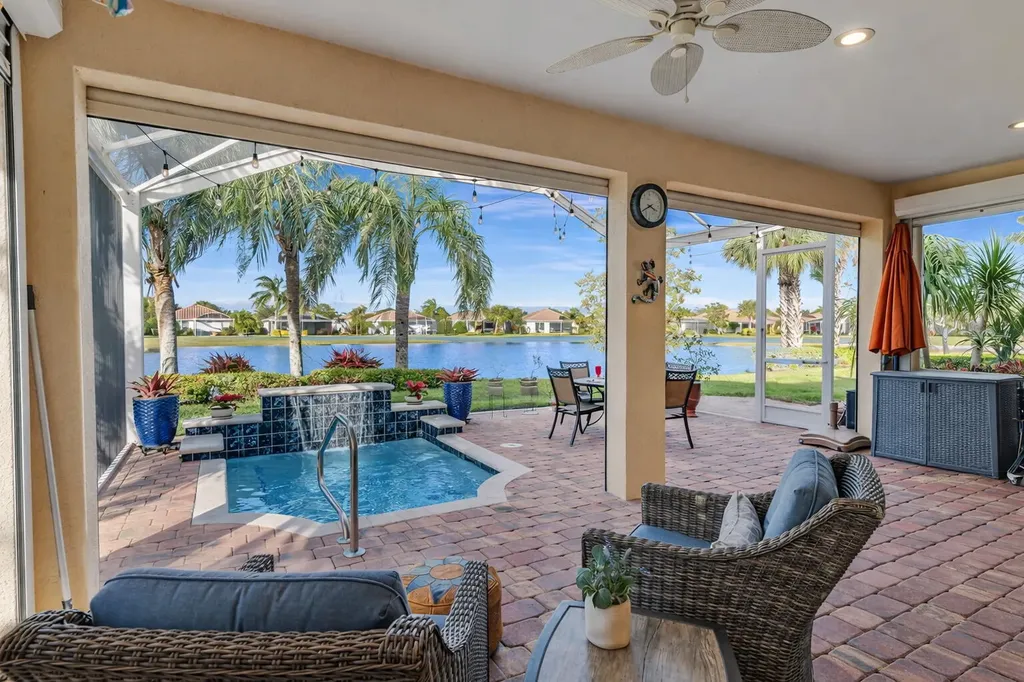 8595 Palermo Court Naples FL 34114