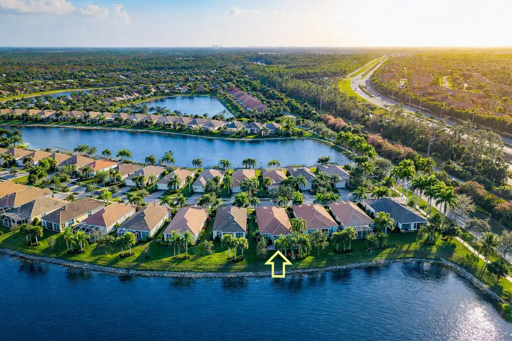 8595 Palermo Court Naples FL 34114