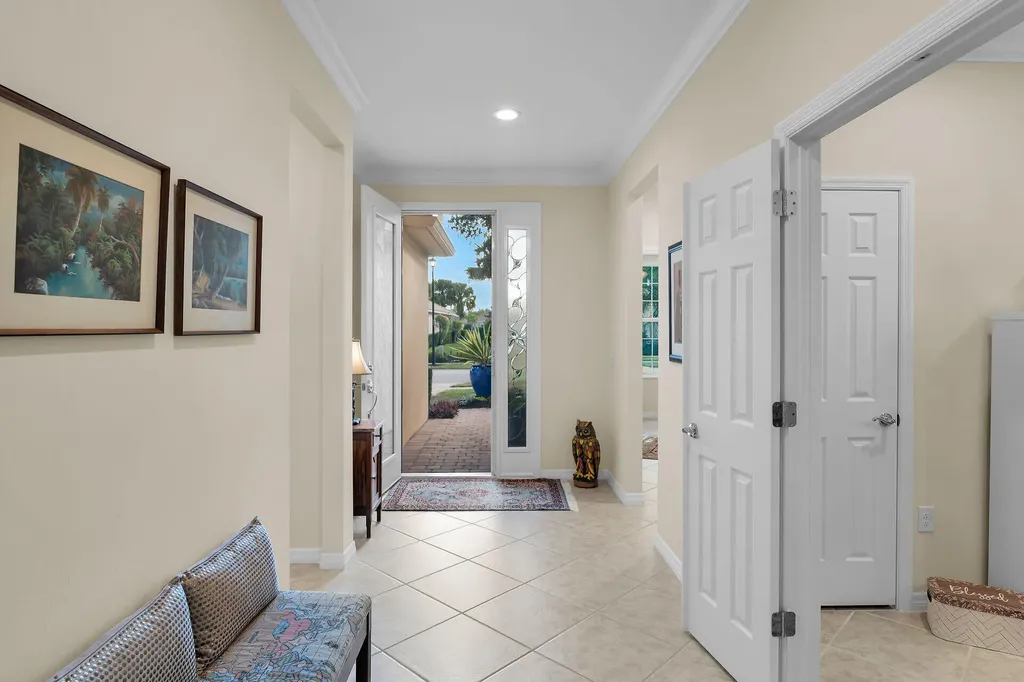 8595 Palermo Court Naples FL 34114
