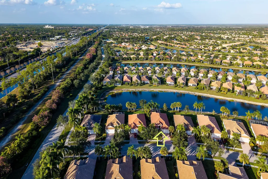 8595 Palermo Court Naples FL 34114