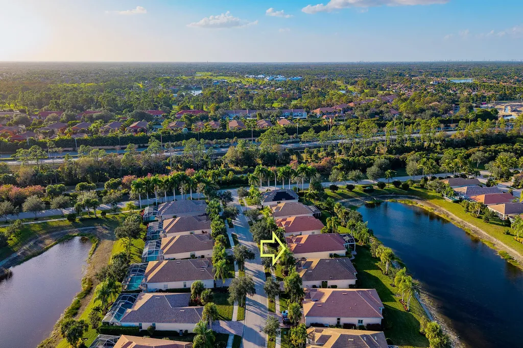 8595 Palermo Court Naples FL 34114