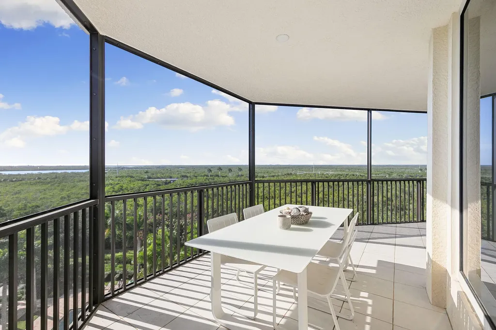 1065 Borghese Naples FL 34114