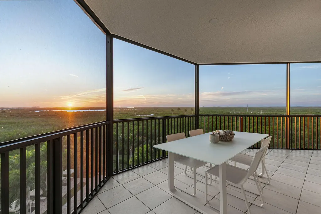 1065 Borghese Naples FL 34114